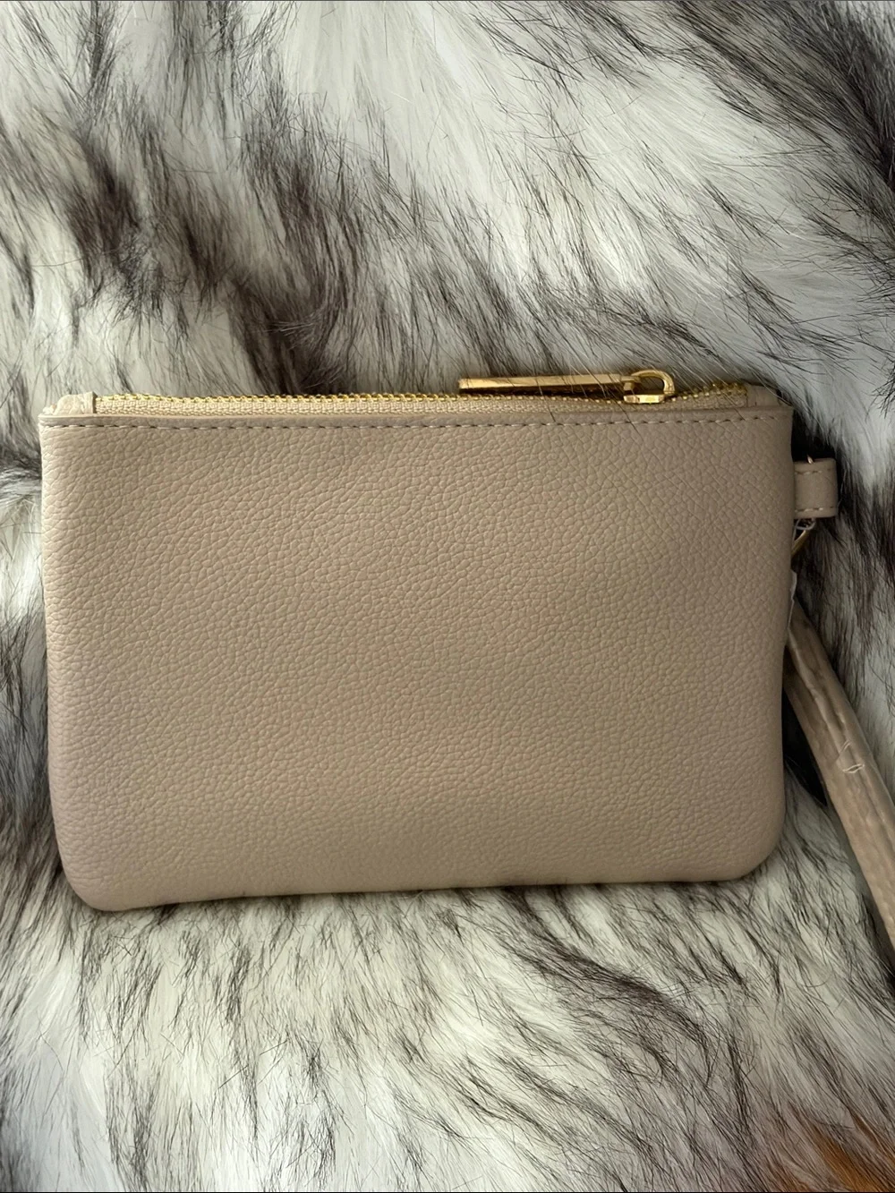 Kendra Scott compact wristlet